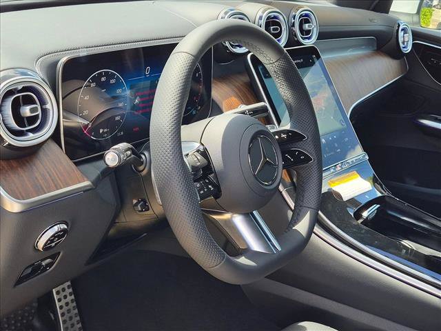 New 2027 Mercedes-Benz GLC 300 4MATIC image 3