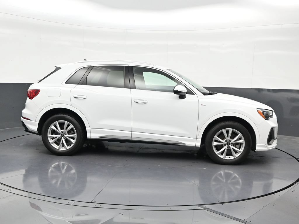 Used 2021 Audi Q3 2.0T Premium w/ Convenience Package AWD/4WD image 7