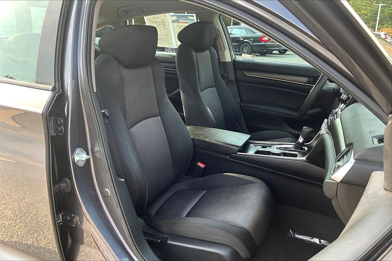 Used 2021 Honda Accord LX image 7
