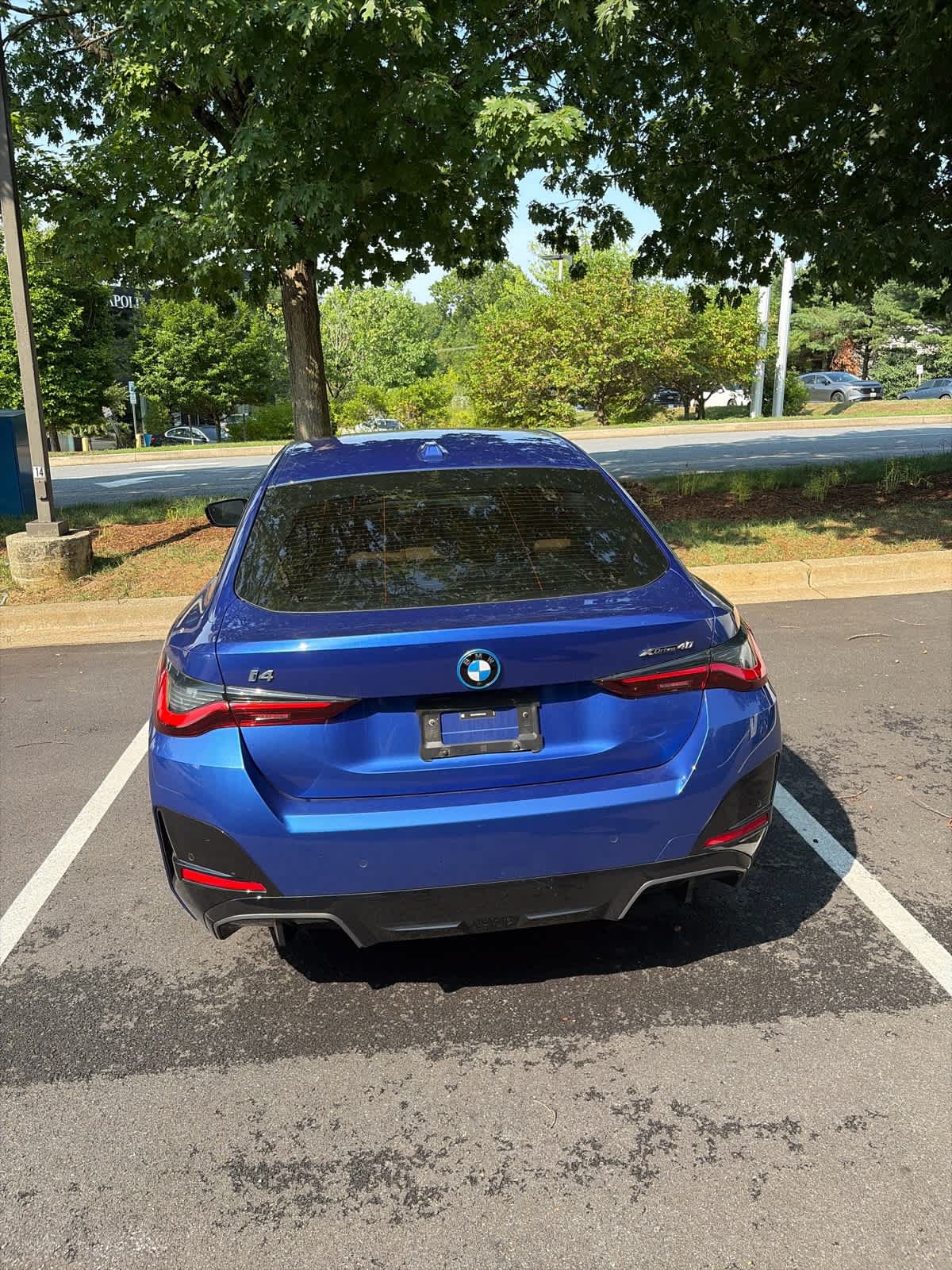 Used 2025 BMW i4 xDrive40i w/ M Sport Package AWD/4WD image 42