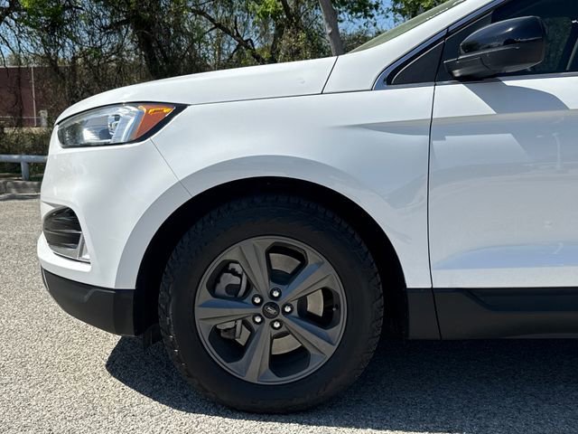 Used 2022 Ford Edge SEL w/ Sport Appearance Package image 5