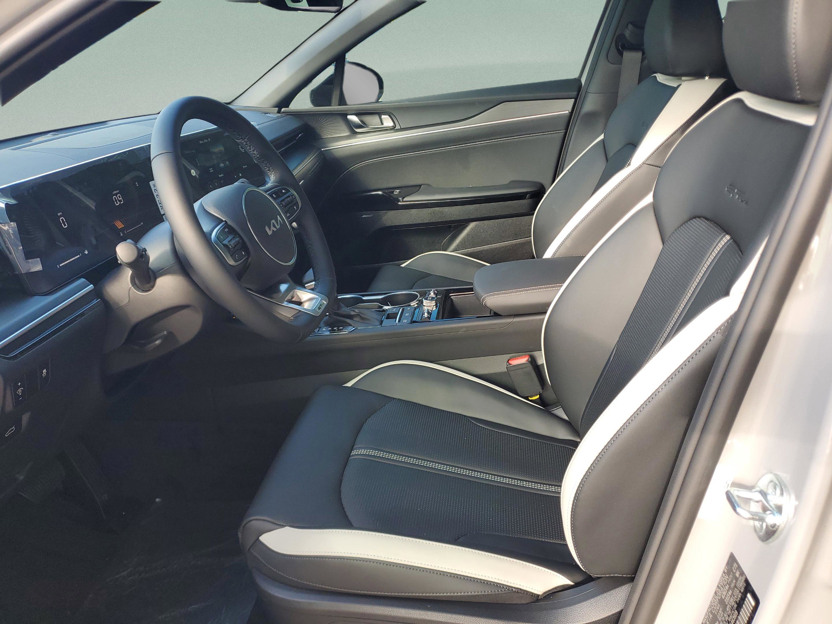 New 2026 Kia K5 GT-Line w/ GT-Line Premium Package FWD image 20
