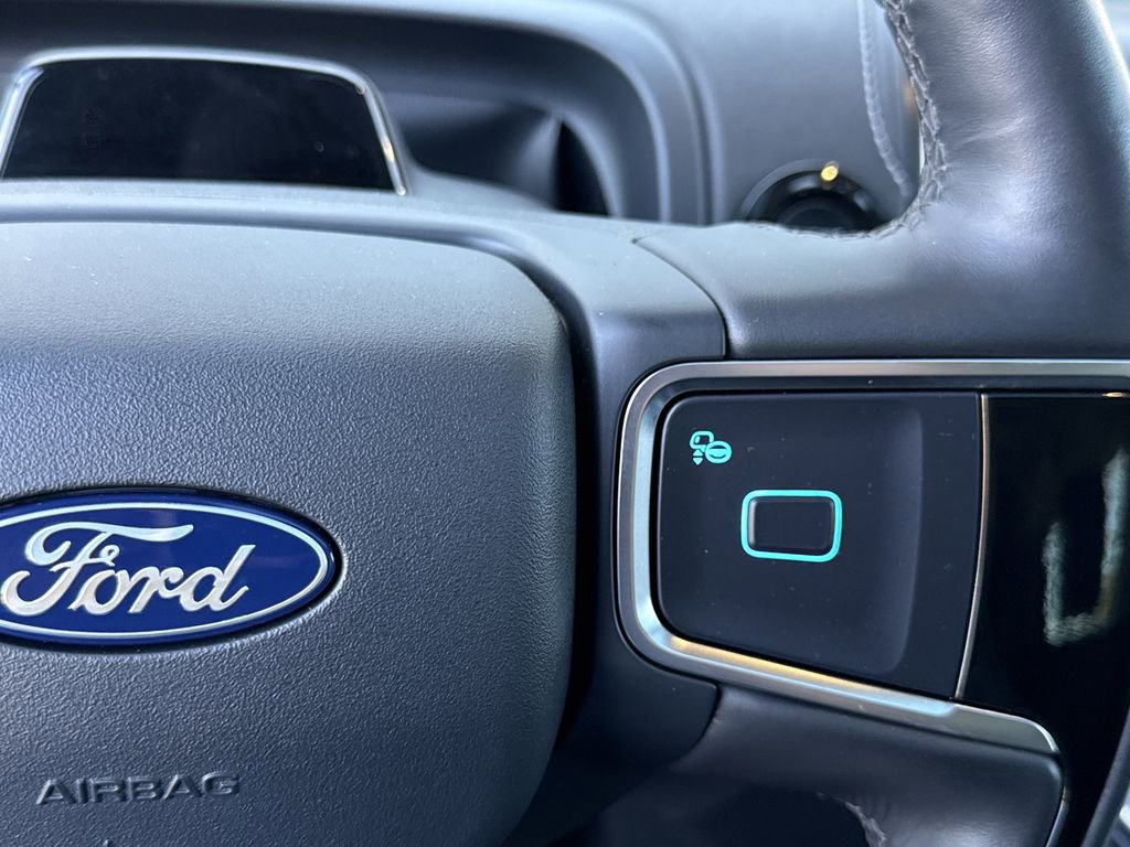 Used 2025 Ford Expedition Max Platinum image 26