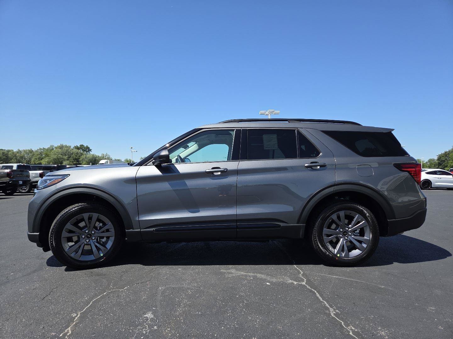 New 2026 Ford Explorer Active w/ Active Comfort Package AWD/4WD image 15