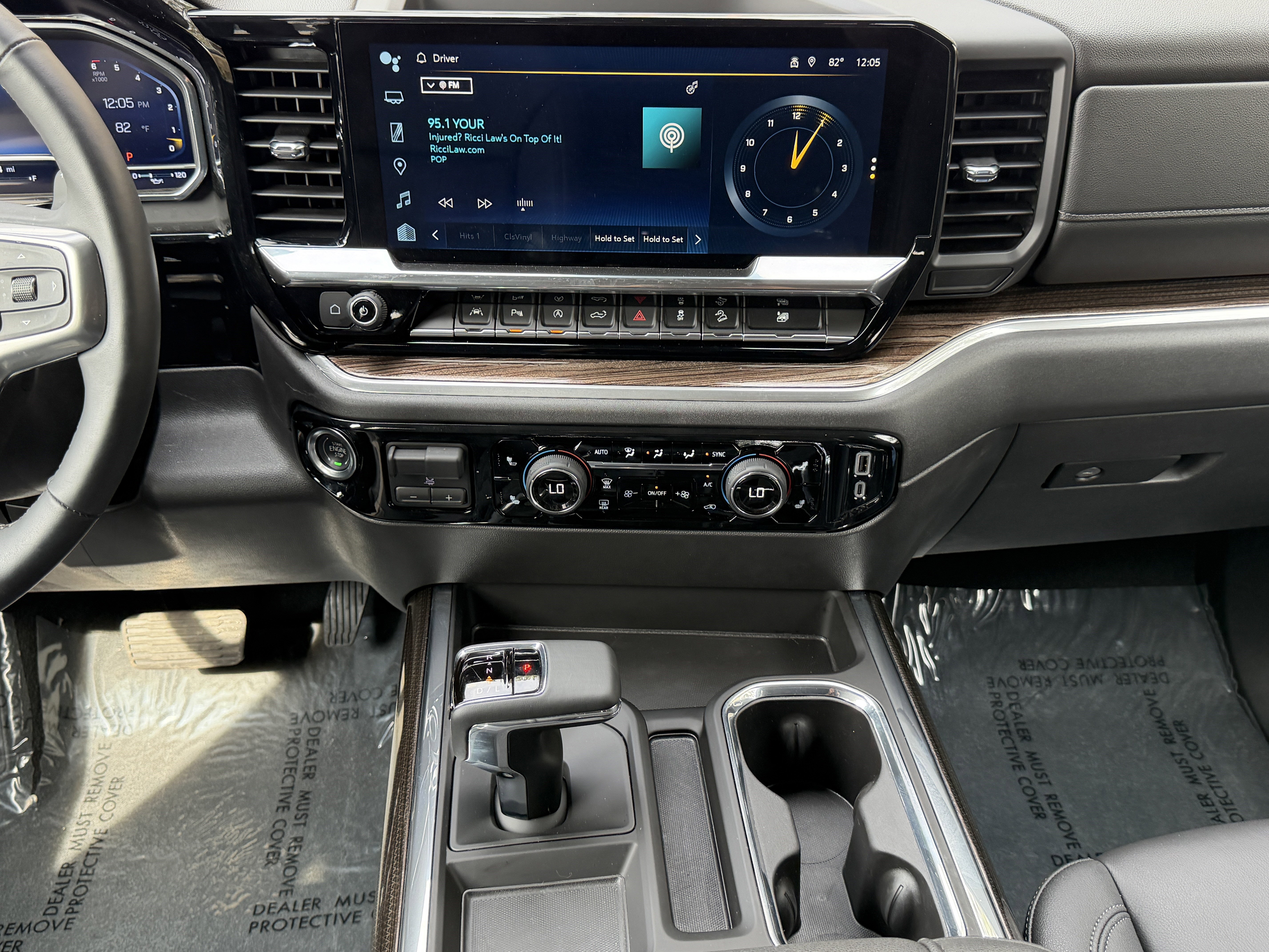 Used 2025 Chevrolet Silverado 1500 LT Trail Boss w/ LT Trail Boss Premium Package image 25