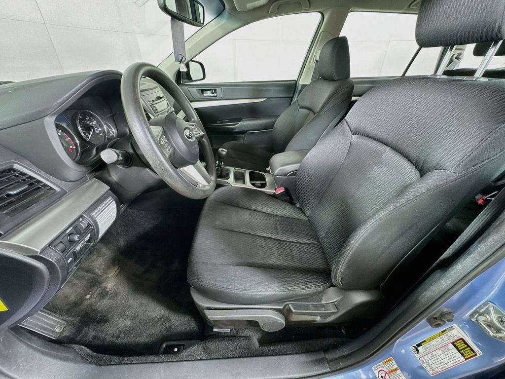 Used 2011 Subaru Outback 2.5i AWD/4WD image 22