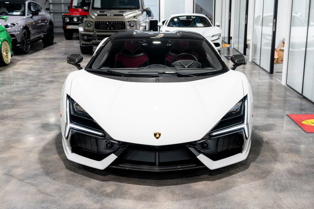 Used 2025 Lamborghini Revuelto AWD/4WD image 12