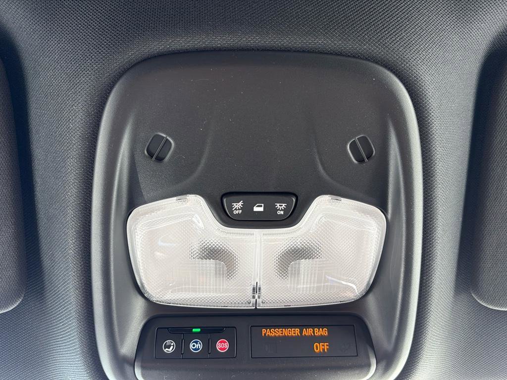 New 2025 GMC Canyon Elevation w/ Convenience Package image 35