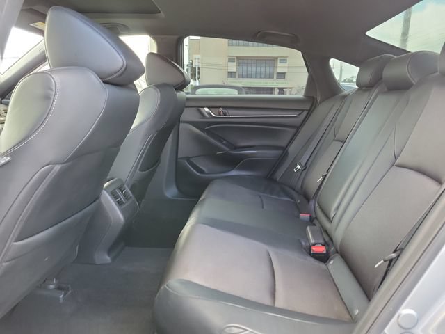 Used 2018 Honda Accord Sport image 9