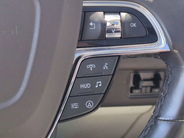 Used 2022 Lincoln Navigator Black Label image 18