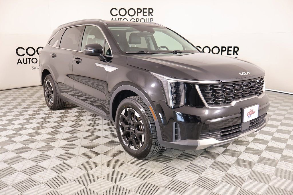 Used 2024 Kia Sorento S