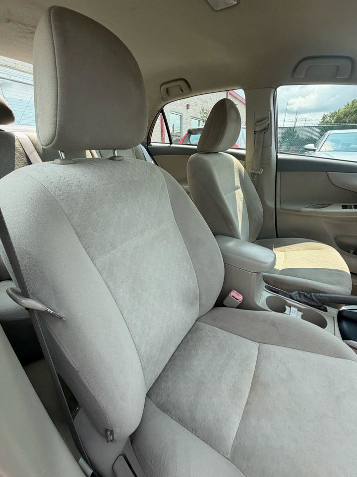 Used 2009 Toyota Corolla LE w/ All Weather Guard Pkg FWD image 38