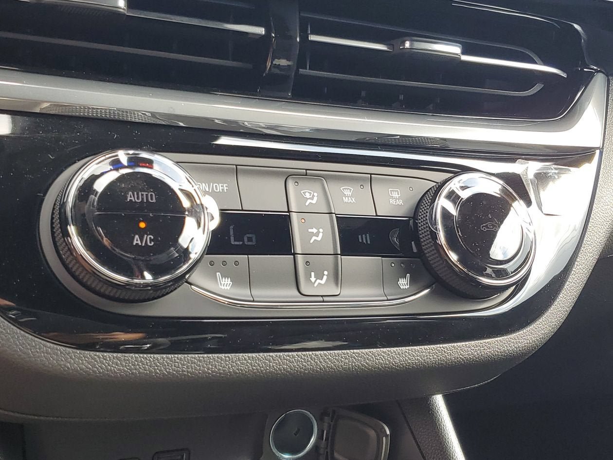 New 2026 Buick Envista Sport Touring w/ Convenience I Package FWD image 22