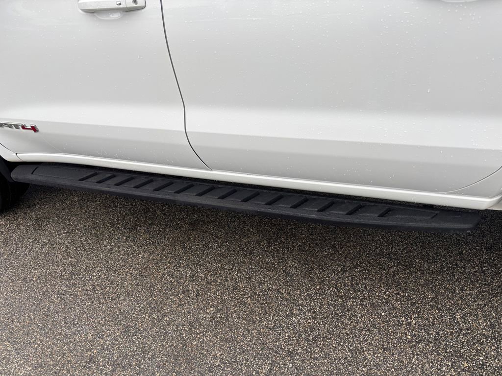 Used 2023 GMC Sierra 1500 AT4 w/ AT4 Premium Package image 8