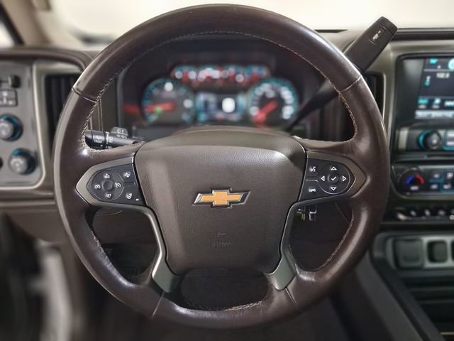 Used 2018 Chevrolet Silverado 1500 LTZ Z71 w/ LTZ Plus Package AWD/4WD image 18