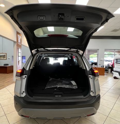 Used 2021 Nissan Rogue SL image 24