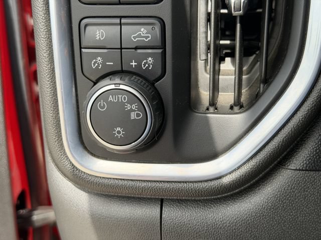 Used 2021 Chevrolet Silverado 1500 LT Trail Boss w/ Convenience Package II AWD/4WD image 29