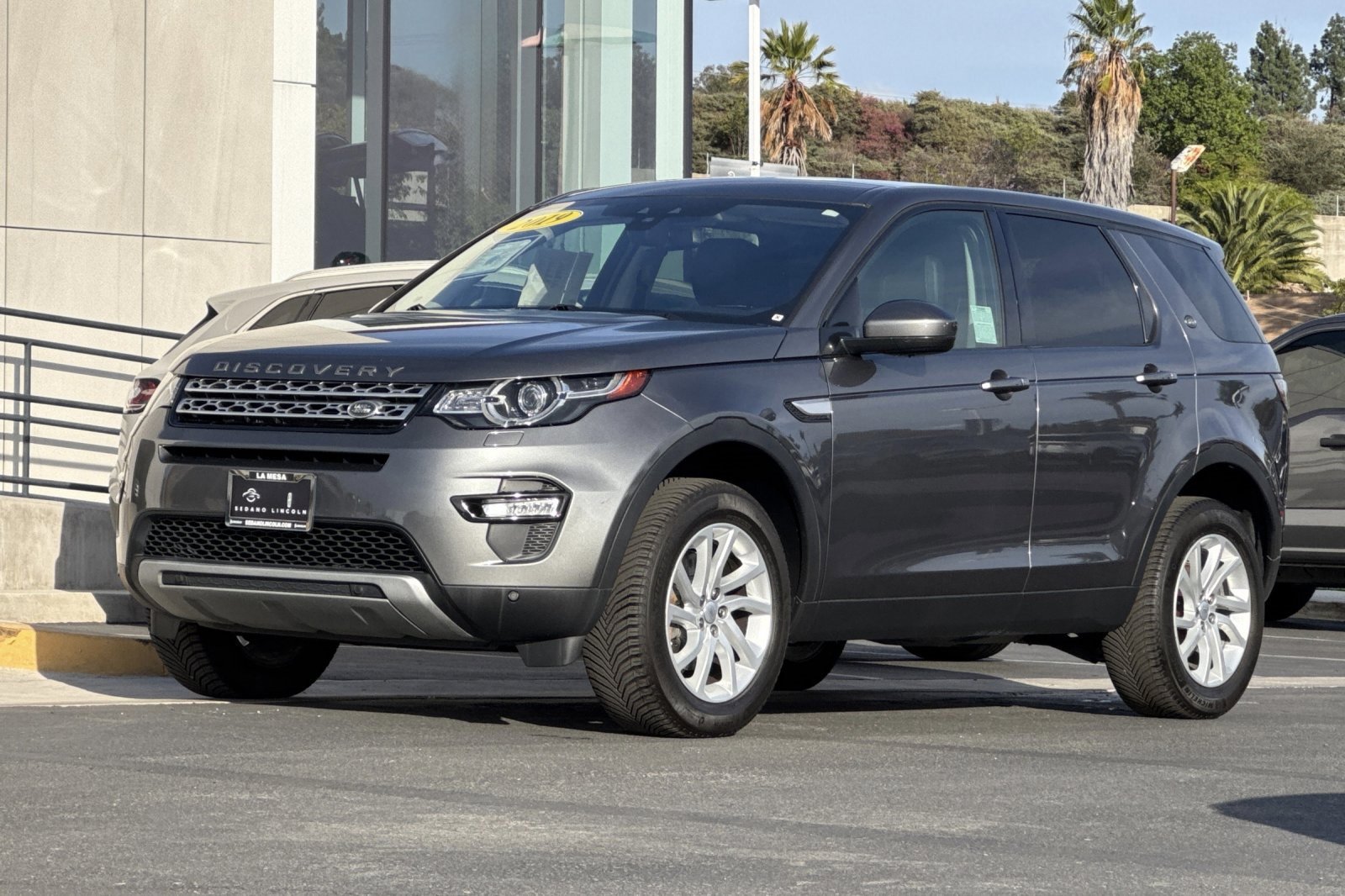 Used 2019 Land Rover Discovery Sport HSE image 7