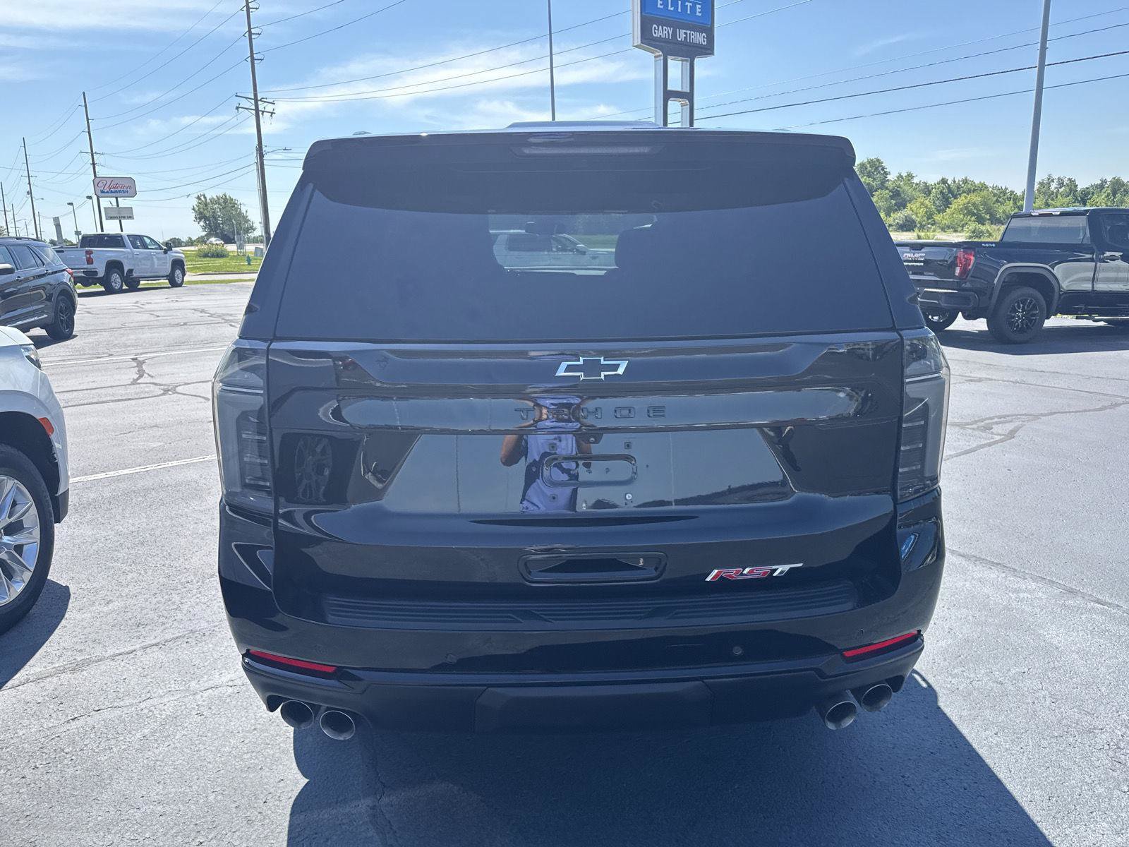Used 2025 Chevrolet Tahoe RST w/ Comfort Package AWD/4WD image 3