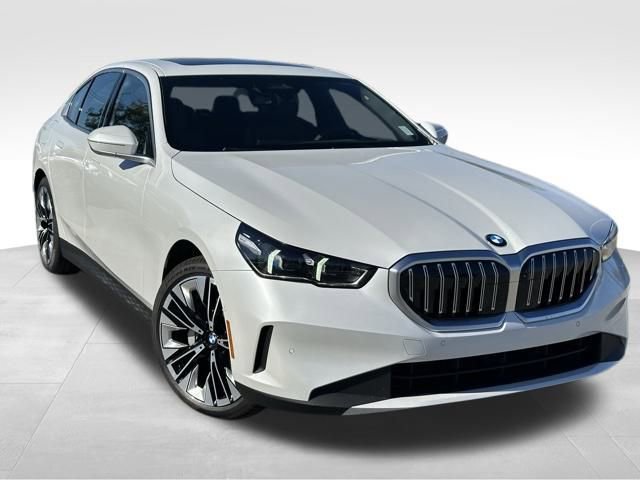 New 2026 BMW 530i xDrive w/ Premium Package image 1