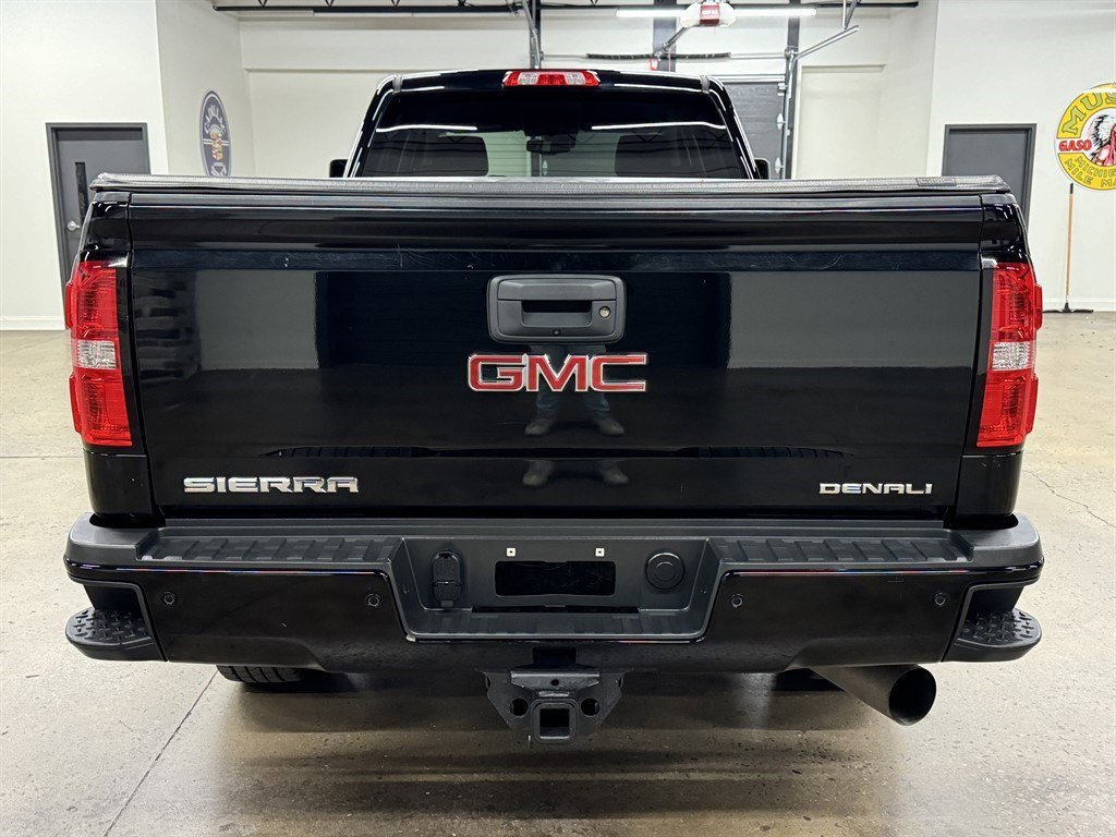 Used 2018 GMC Sierra 3500 Denali w/ Duramax Plus Package AWD/4WD image 11