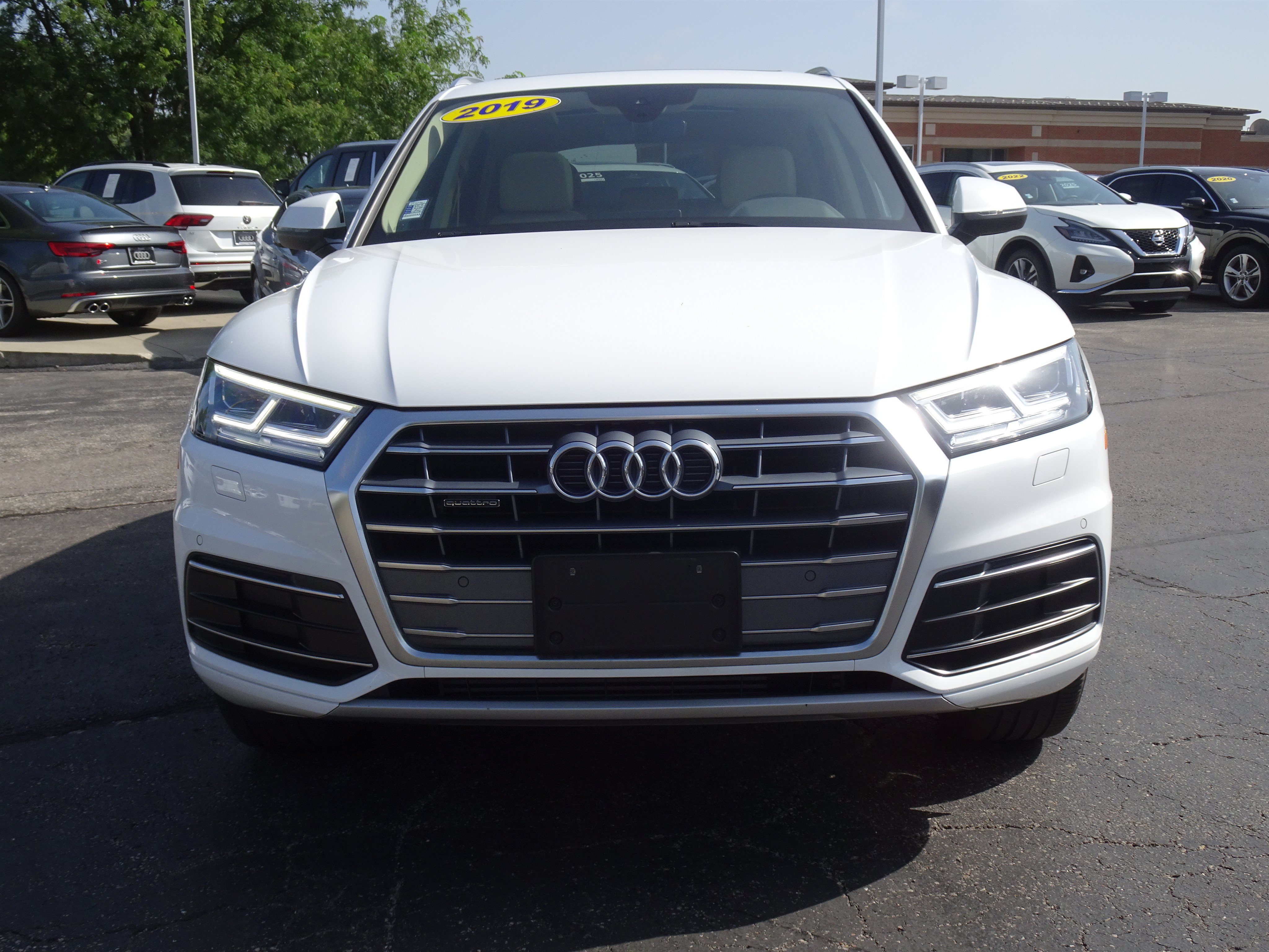 Used 2019 Audi Q5 2.0T Premium Plus w/ Premium Plus Package AWD/4WD image 7