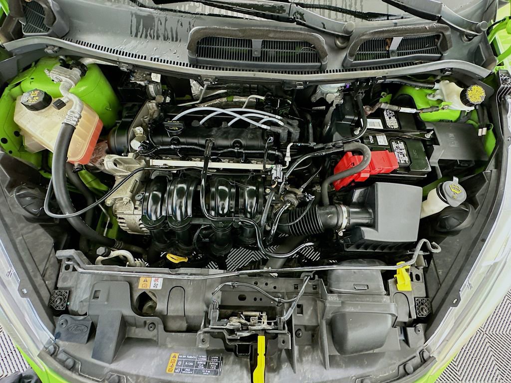 Used 2014 Ford Fiesta SE w/ Equipment Group 201A image 28