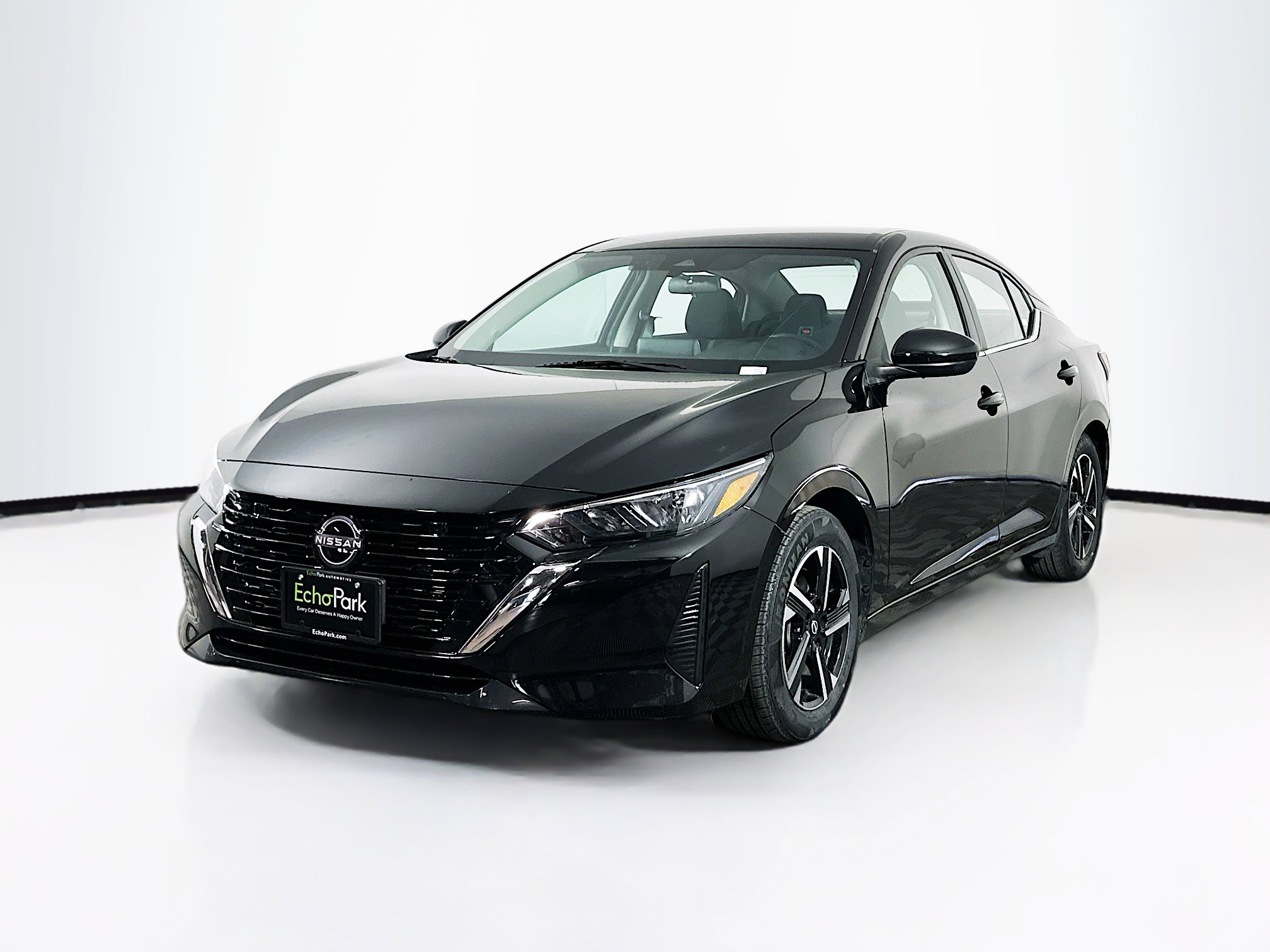 Used 2024 Nissan Sentra SV image 3