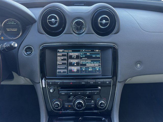 Used 2015 Jaguar XJ L Portfolio image 23