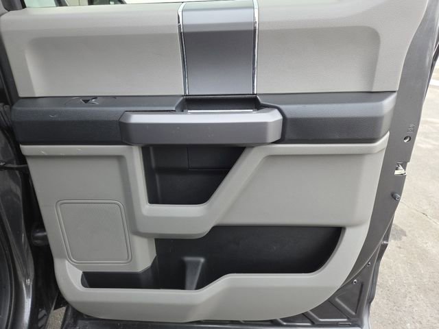 Used 2018 Ford F150 XLT w/ Equipment Group 302A Luxury image 26