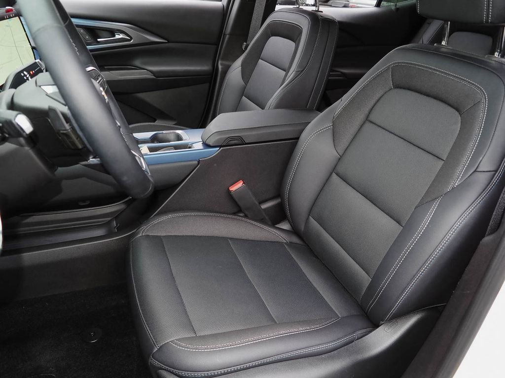 Used 2025 Chevrolet Equinox EV LT w/ Convenience Package FWD image 21