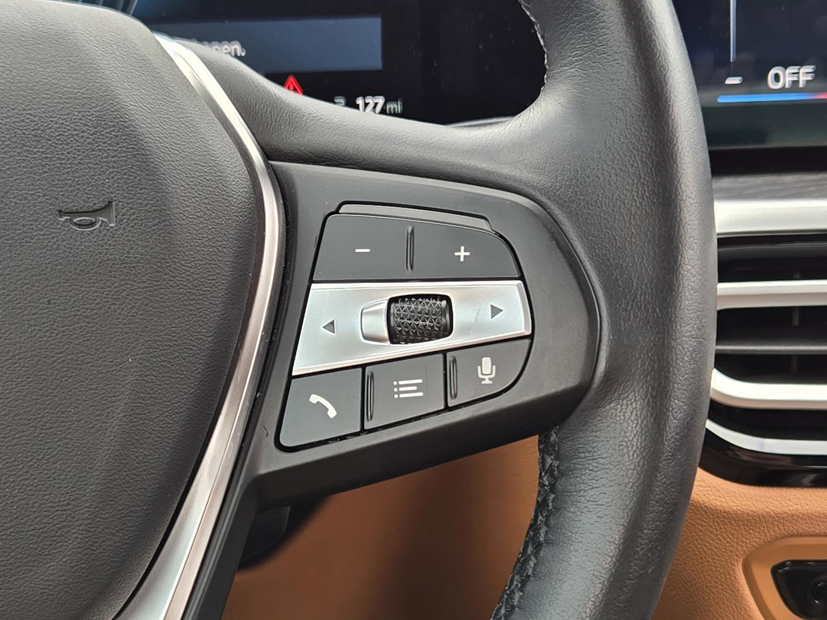 Used 2024 BMW i4 eDrive40 w/ Premium Package image 38