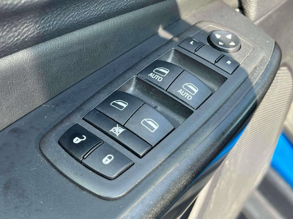 Used 2022 Jeep Cherokee Trailhawk w/ Premium Leather Package AWD/4WD image 18