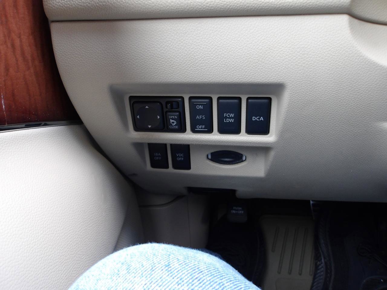 Used 2009 INFINITI FX35 AWD w/ Technology Pkg image 23