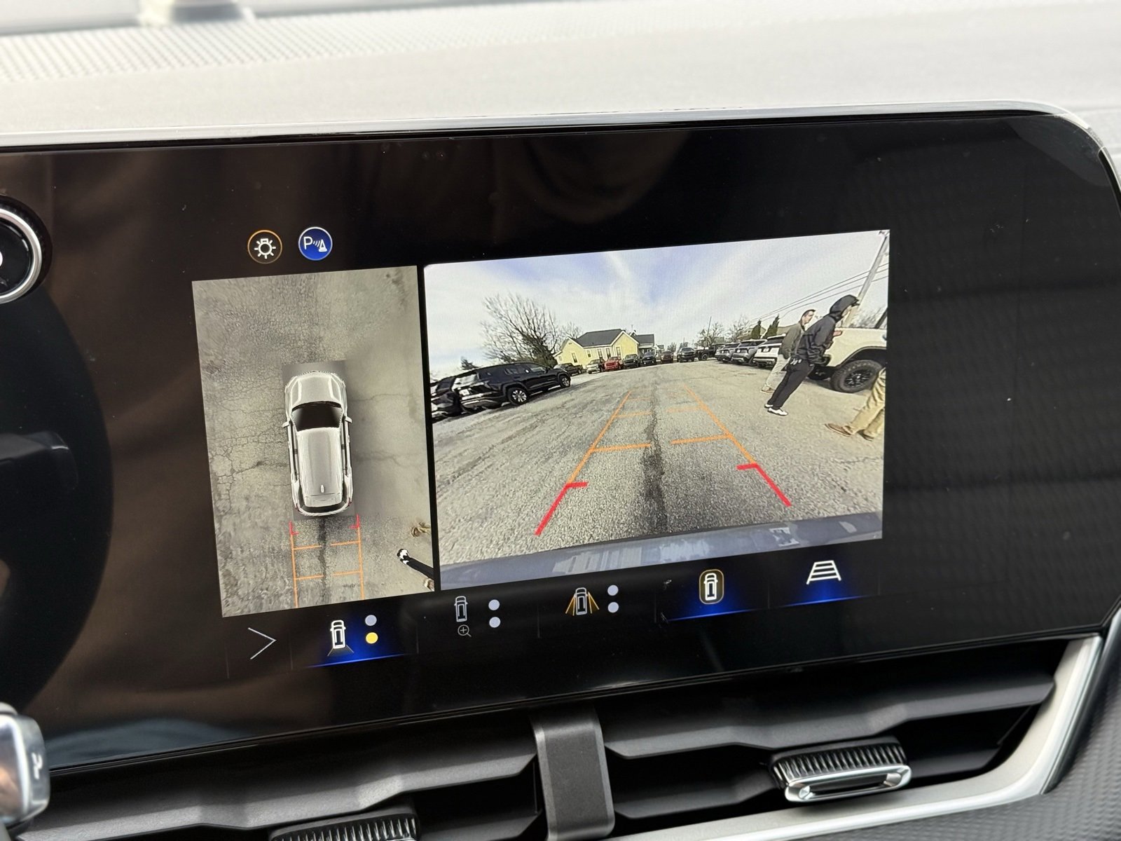 New 2026 Chevrolet Equinox LT w/ Safety and Technology Package image 29