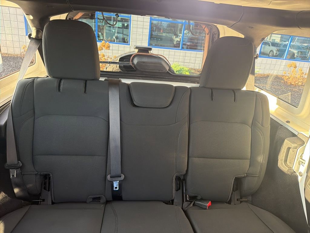 Used 2021 Jeep Wrangler Unlimited Sahara w/ Dual Top Group image 41