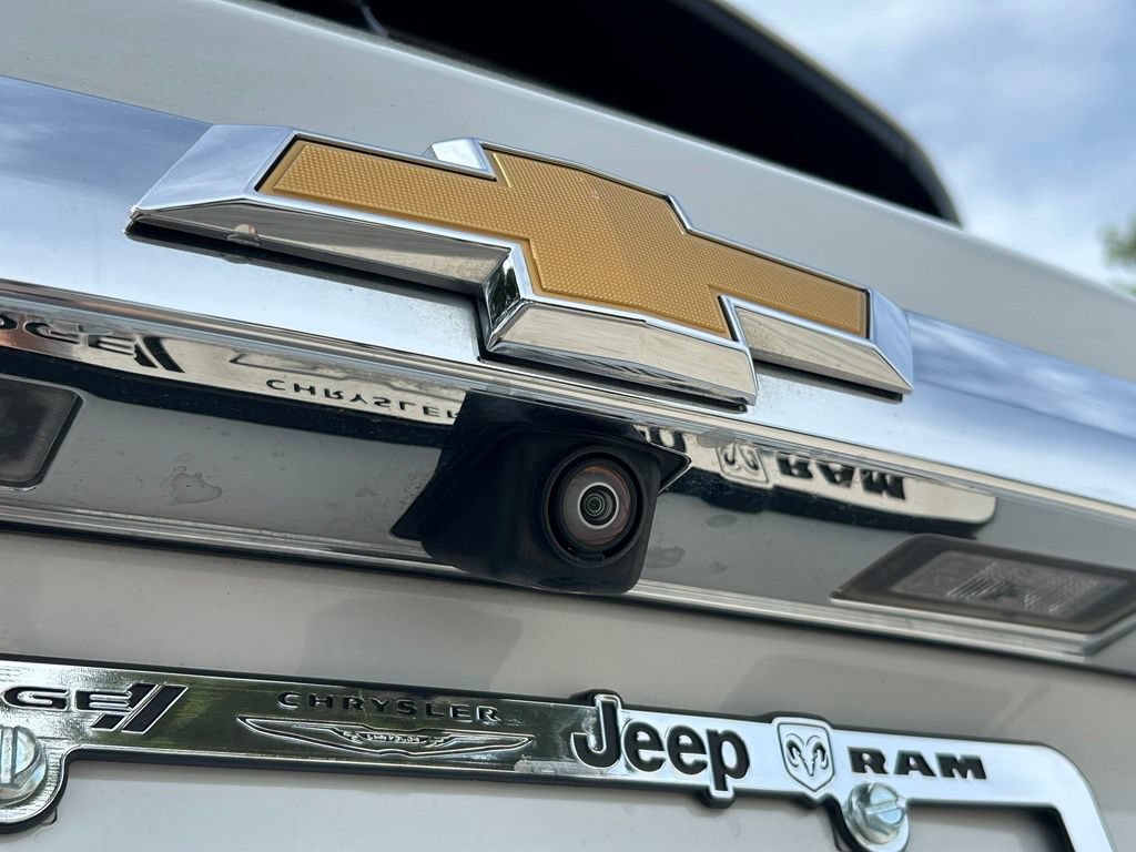 Used 2021 Chevrolet Traverse LS FWD image 33