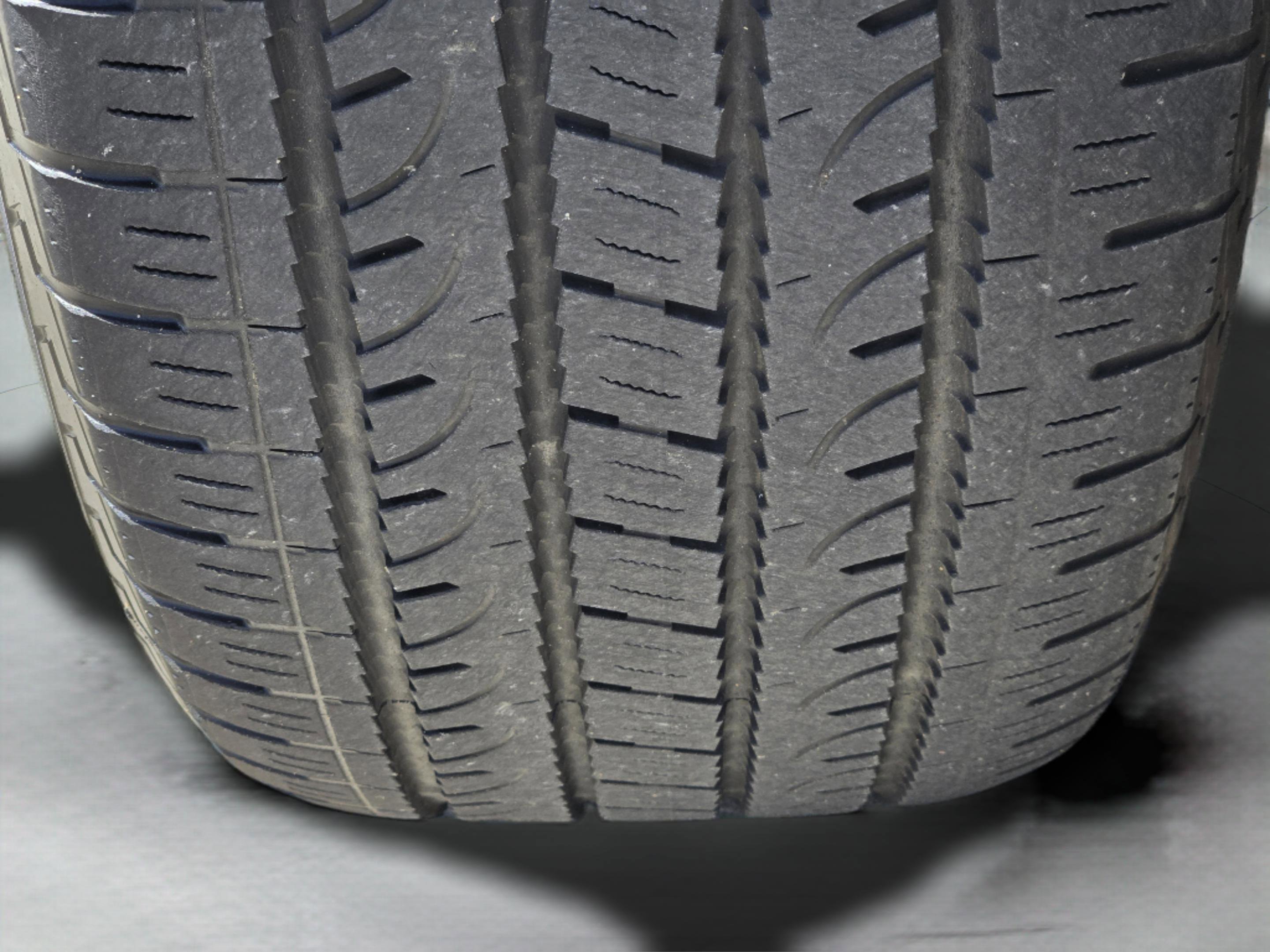 Used 2020 Lexus LX 570 4WD w/ Luxury Package image 18