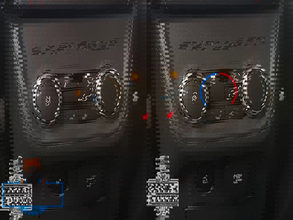 Used 2025 Ford Explorer ST w/ Sun And Sound Package image 27