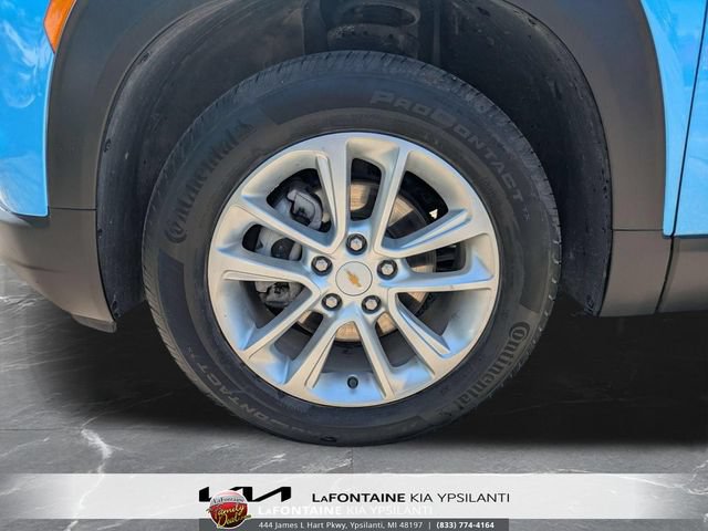 Used 2025 Chevrolet TrailBlazer LS FWD image 32