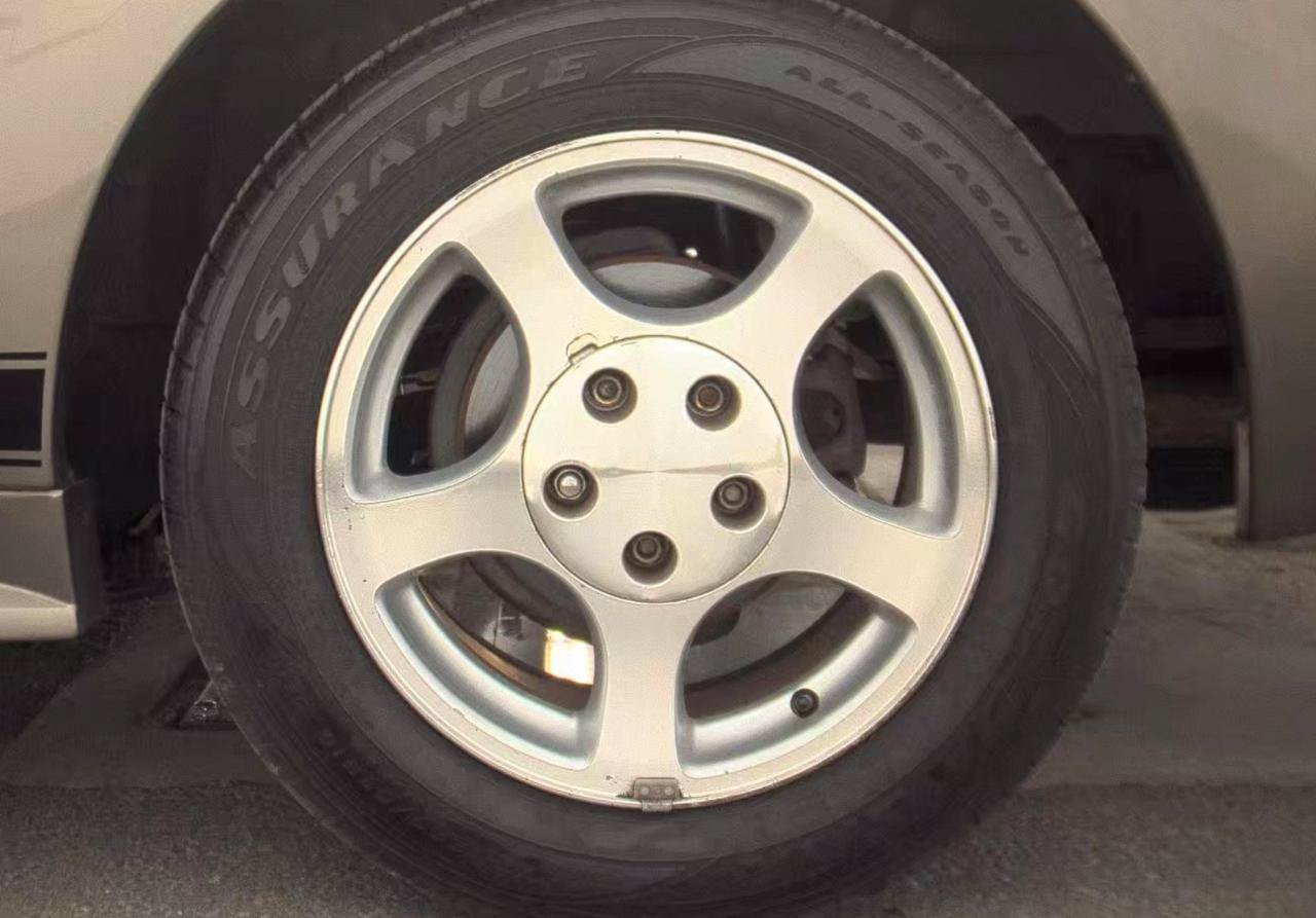 Used 2002 Ford Mustang Premium RWD image 9