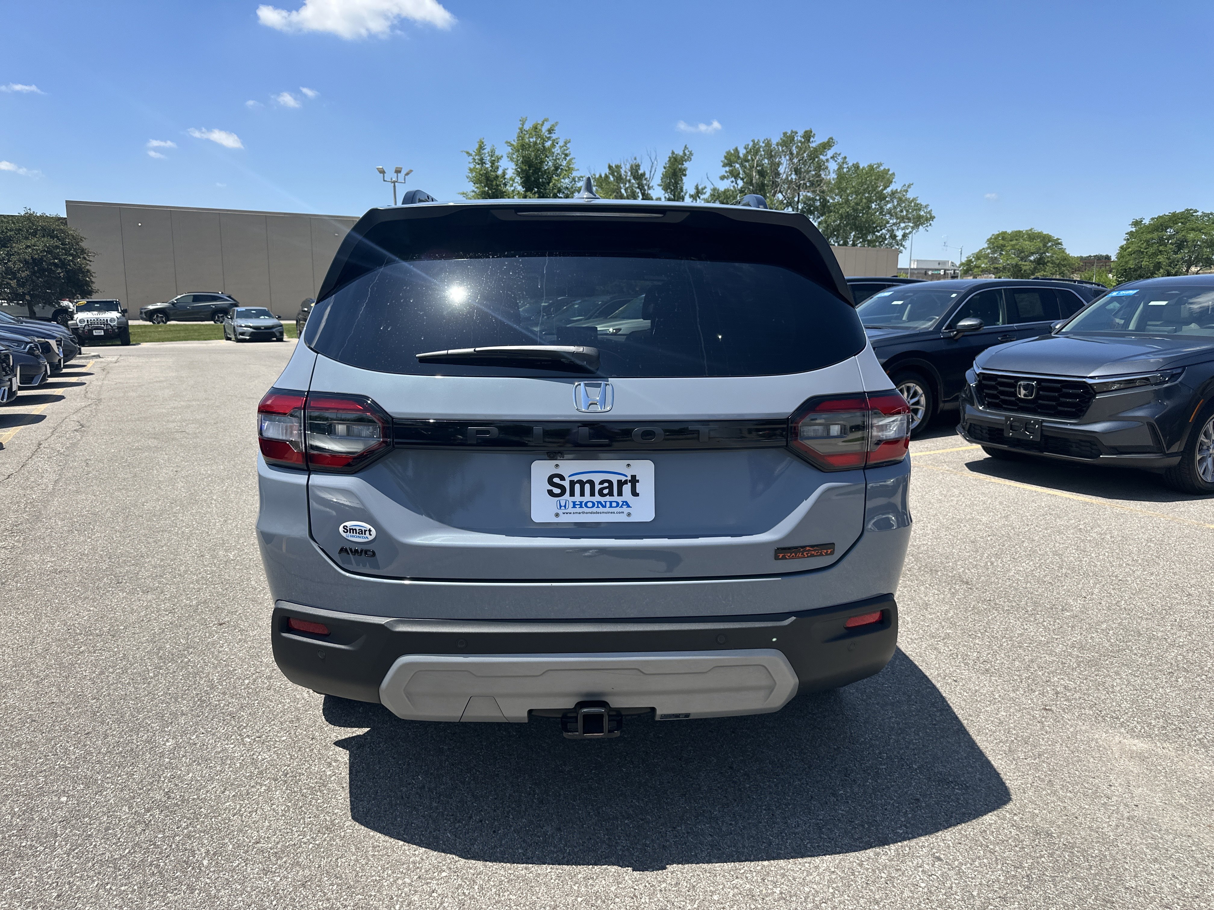 Certified 2024 Honda Pilot TrailSport image 9