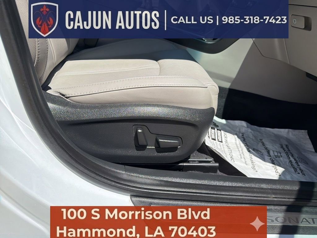 Used 2016 Hyundai Sonata Limited image 24