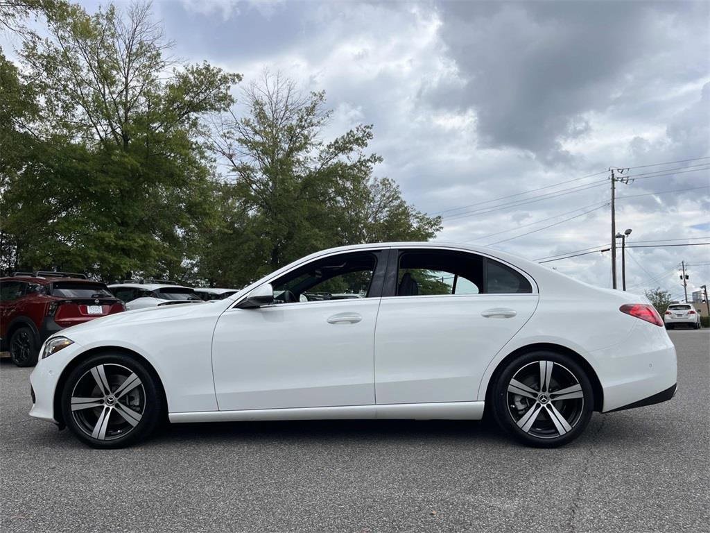 Used 2024 Mercedes-Benz C 300 4MATIC Sedan image 3