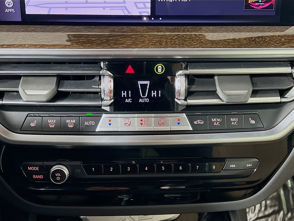 Used 2023 BMW X3 xDrive30i w/ Premium Package w/ZPA image 16