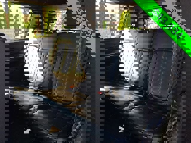 Used 2024 Jeep Wagoneer L Series III w/ Flexible Seating Group image 11