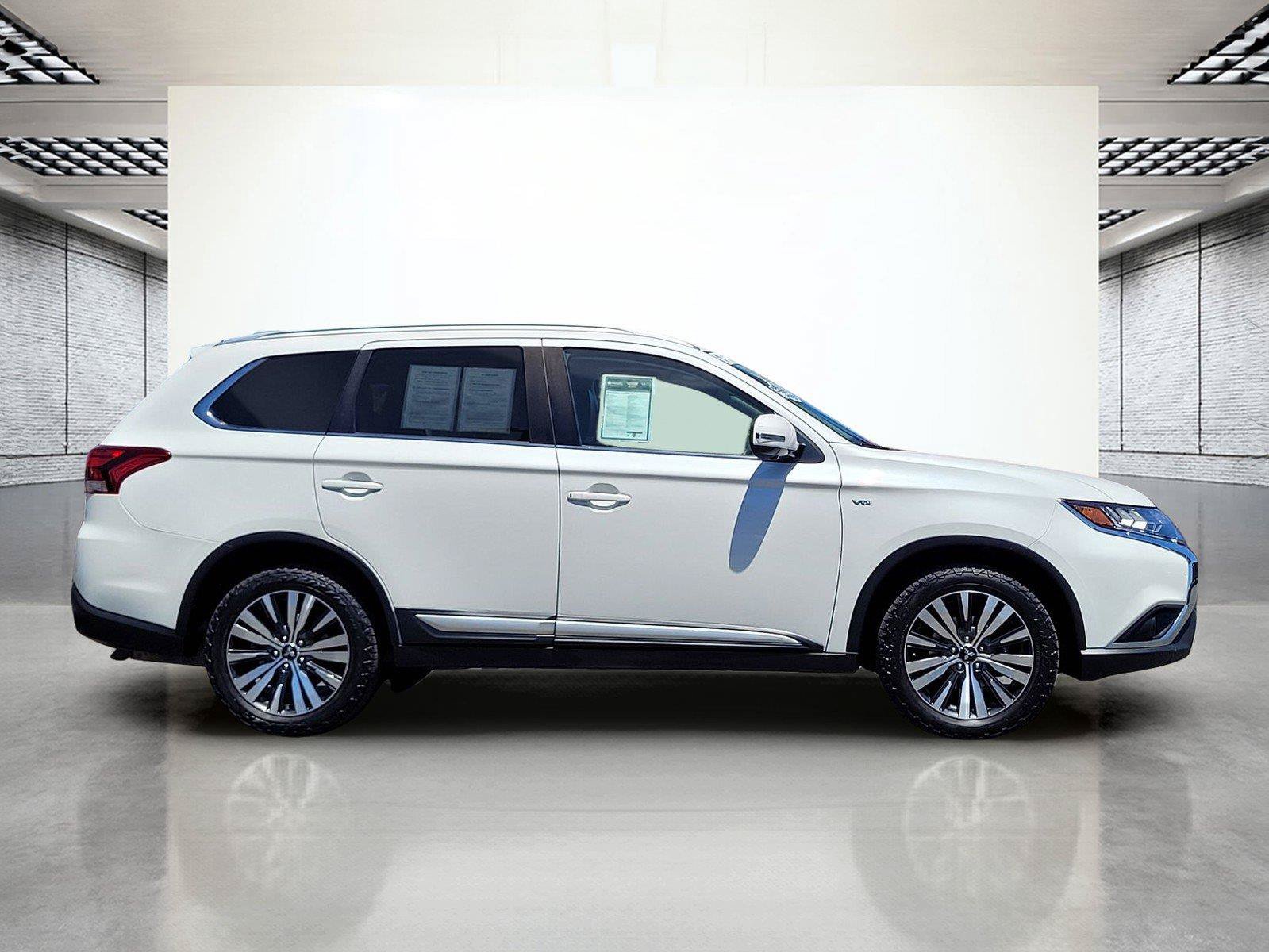 Used 2019 Mitsubishi Outlander GT AWD/4WD image 5