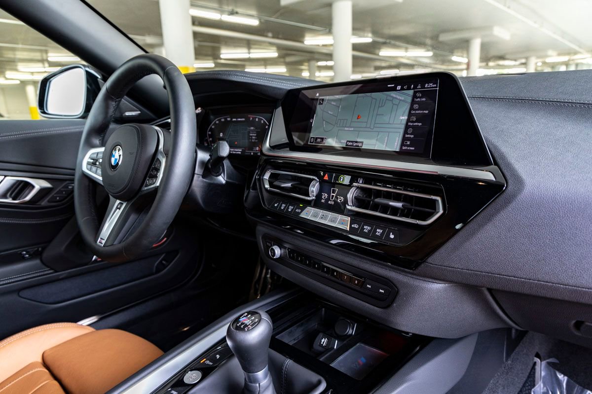 Certified 2025 BMW Z4 M40i w/ Edition image 26