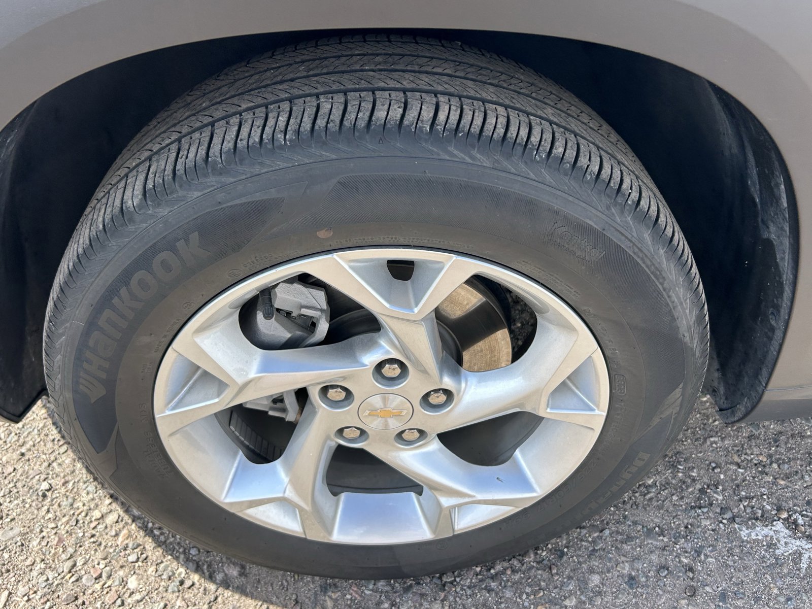 Used 2024 Chevrolet Trax LS w/ LS Convenience Package image 8