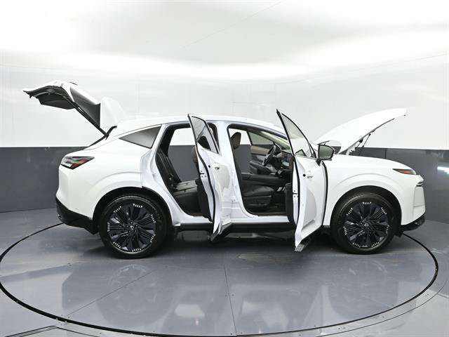 Used 2025 Nissan Murano Platinum w/ Cargo Package AWD/4WD image 53